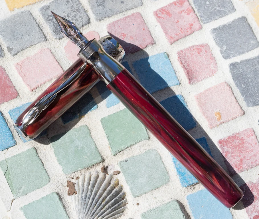 Pineider “La Grande Bellezza” Gemstone Rodolite Red Fountain Pen
